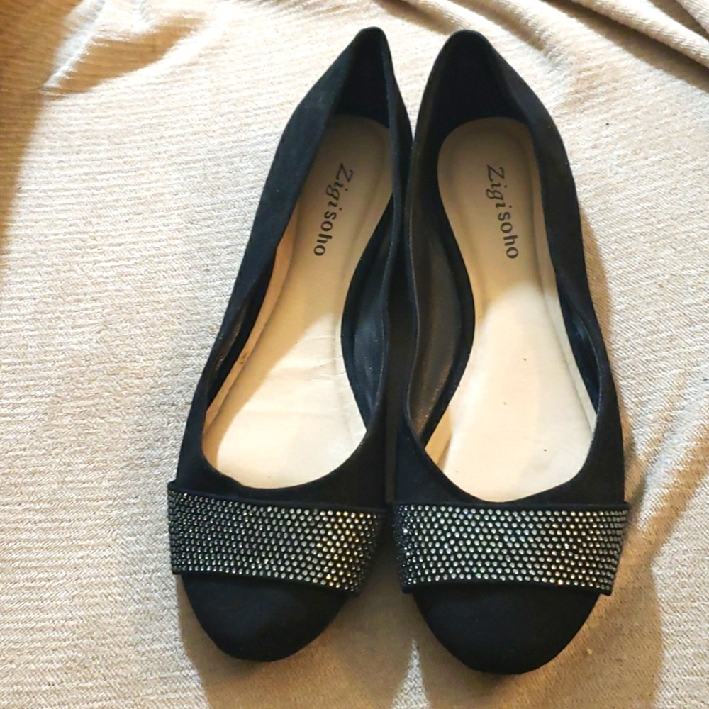 Womens flats